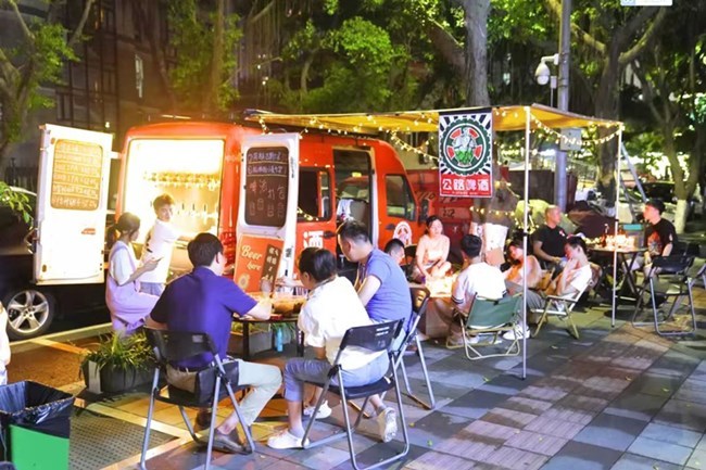 The Thriving Ziwei Road -