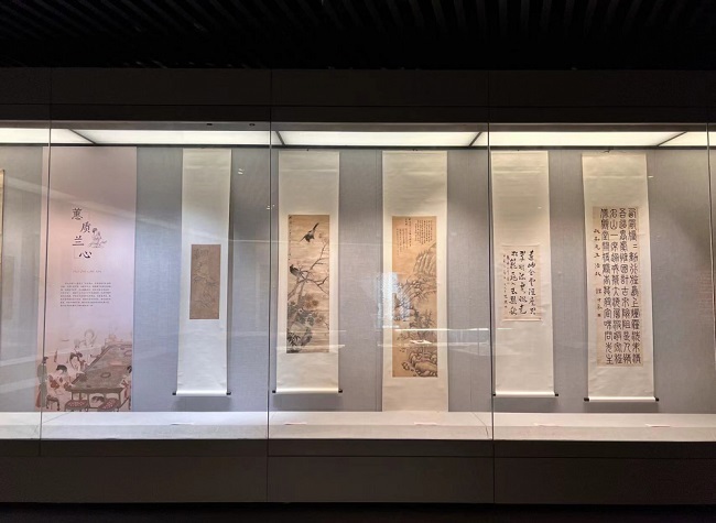 Chongqing's First Ancient Women-themed Cultural Relics Exhibition Debuts on March 8
