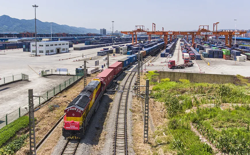 A train of China Railway Express (Chengdu-Chongqing) departs from Chongqing Tuanjie Village Railway Central Station in Shapingba District