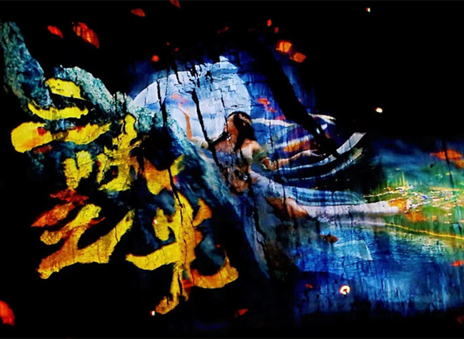 Local Spring Travel Route Combines Plum Blossoms with Three Gorges Light Show