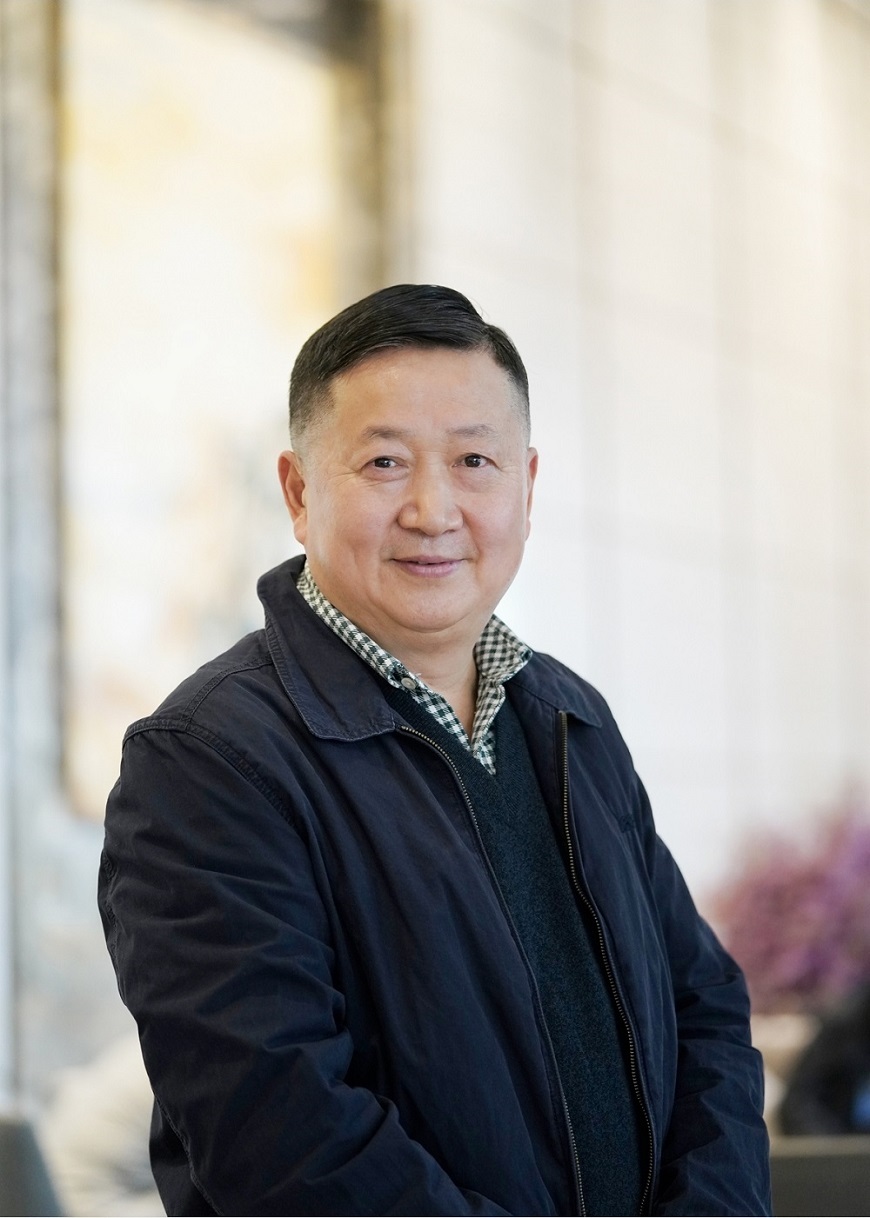 Zhang Hong, a member of the CPPCC National Committee and former Deputy Director of Chongqing Forestry Bureau.