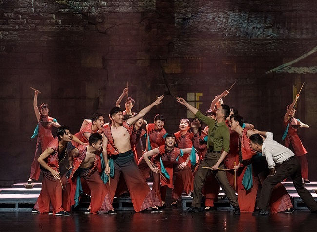 Dance Drama 'Absolute Test' Premieres at Chongqing Grand Theater