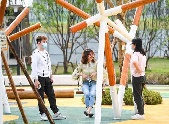 A New Urban Ecological Park Opens in Downtown Chongqing