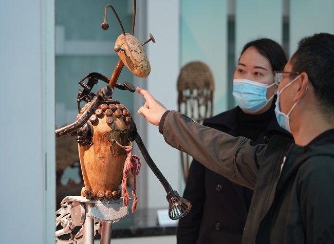 Carbon Neutrality Exhibition: Replicating National Treasures with Waste