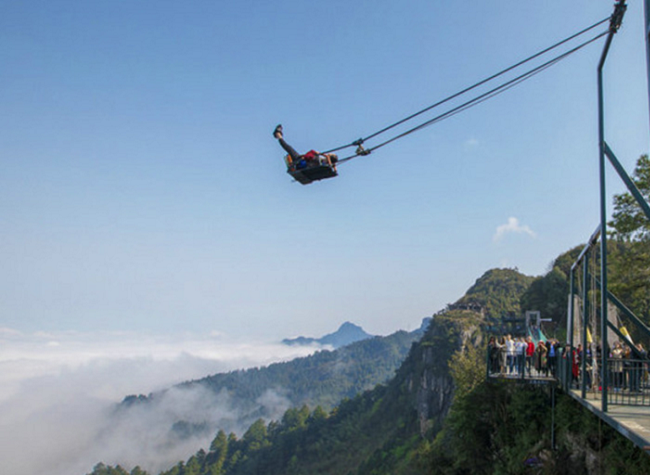 WFC, Dream Ordovician Jointly Create High-altitude Journey in Chongqing