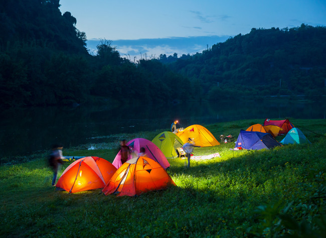 Some Chongqing Campsites Fully Booked for Dragon Boat Festival