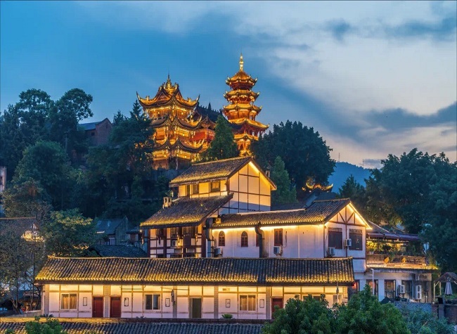 Chongqing Received 8.49 Million Visitors During May Day Holiday