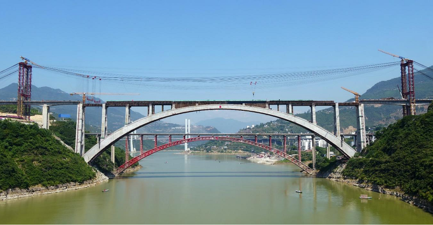 The Meixi River Bridge is a deck-type rigid-frame reinforced concrete arch bridge.