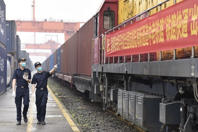 Chongqing and Malaysia to Cooperate in Palm Oil Supply Chain