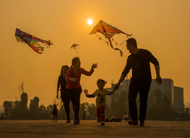 Visual Chongqing | Warm Family