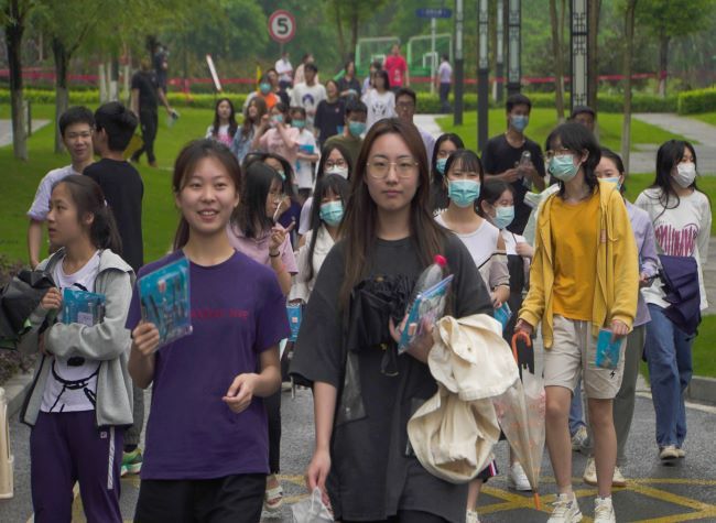 In Pictures: China's 2022 College Entrance Examination Successfully Wraps Up