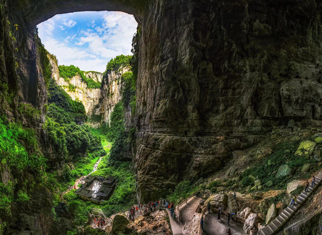 Chinese City to Summarize Experience in Karst World Natural Heritage
