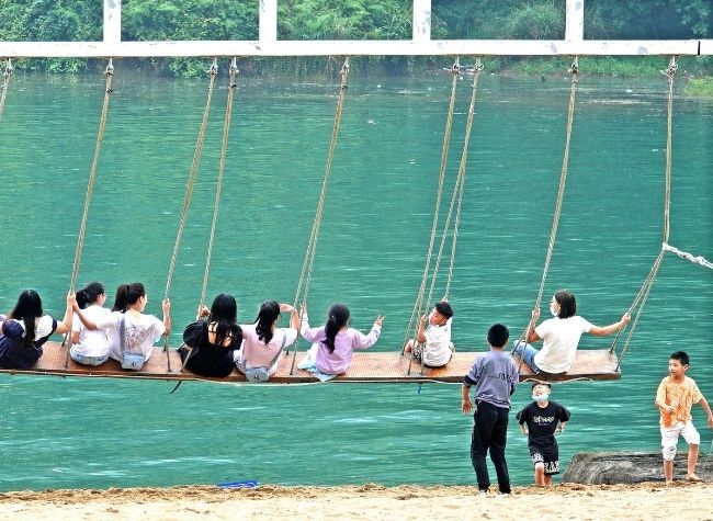 Visual Chongqing | The Green Wave