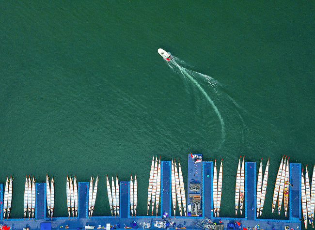 Visual Chongqing | Swift Boat