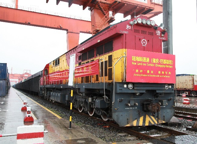 Chongqing Dispatches Disaster Relief Materials to Pakistan Via the ILSTC