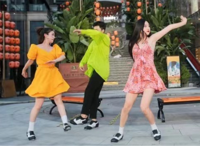 Abundant Travel Activities to Celebrate National Day Holidays