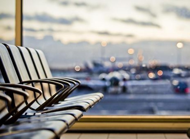 Airfares Show Downward Trend as International Flights Increase丨Insights