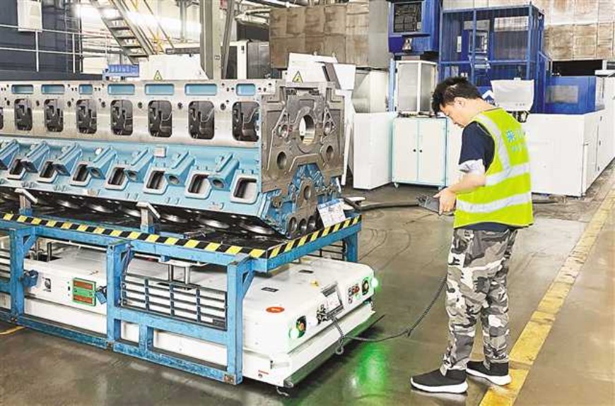 An engineer of Blossim Technology provided after-sales service at Guangxi Yuchai Machinery Group Corp, Ltd. on November 10, 2022. 