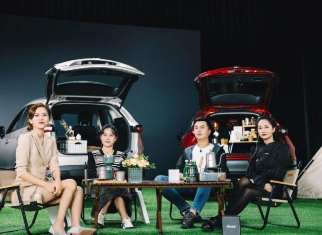 Livestream E-commerce Platforms Expand Business to Auto Industry in China