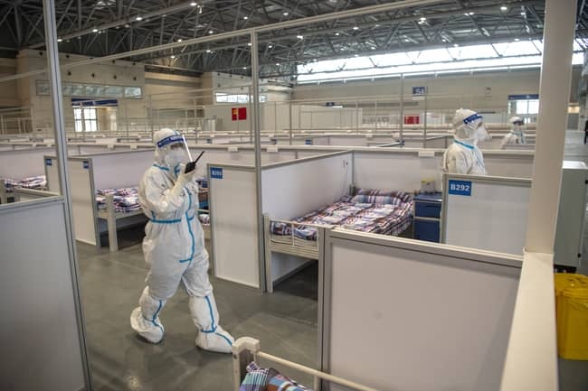 Chongqing's Makeshift Hospitals Offer Better Treatment for Patients