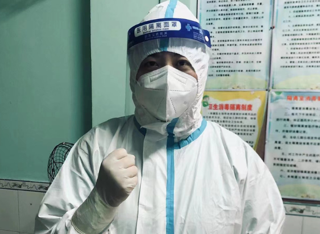 A Chongqing Doctor Goes Viral Sharing Her Story Fighting Omicron