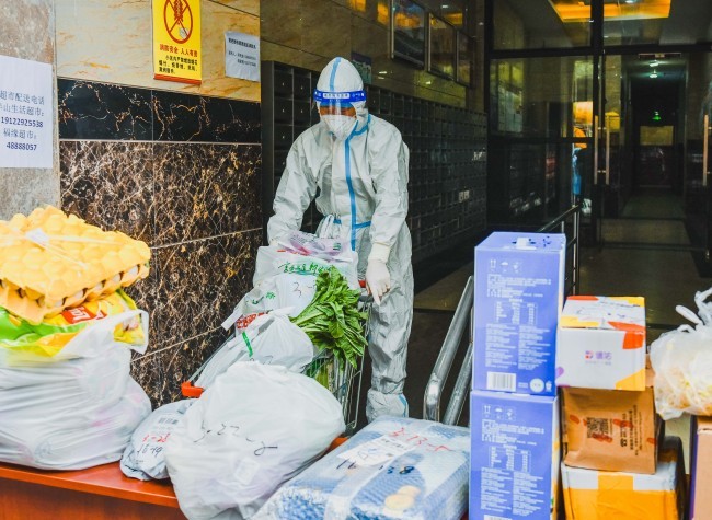 Visual Chongqing | Volunteers Under Epidemic Control
