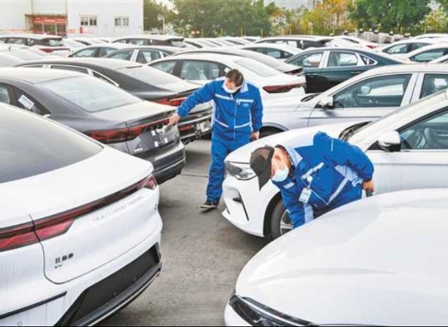 Chongqing's Consuming Market Resumes in New Formats