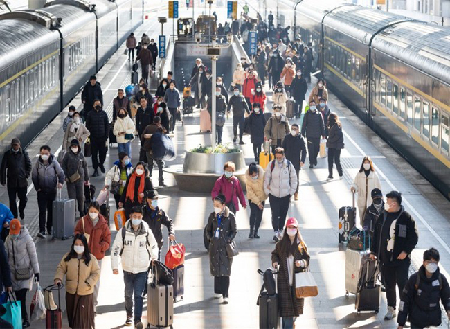 China's Optimized COVID Response Revives Holiday Travel Buzz