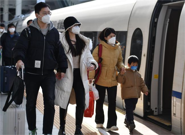 Over 300 Mln Domestic Trips Made in China During Holiday