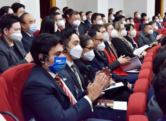 Consul Generals Talk about the Cooperation Potential | Chongqing Two Sessions