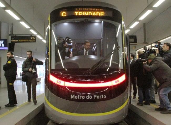 China-made Metro Train Delivered to Portugal