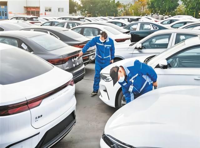 Chengdu-Chongqing Region Ranks Among Top Ten in World's Electronic Information Manufacturing
