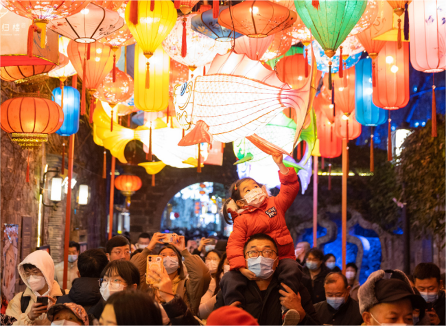 China's Tourism Resurges for Spring Festival