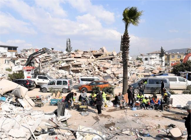 Massive Earthquakes Kill over 30,000 in Türkiye, Syria as Incredible Rescues Still Bring Hope