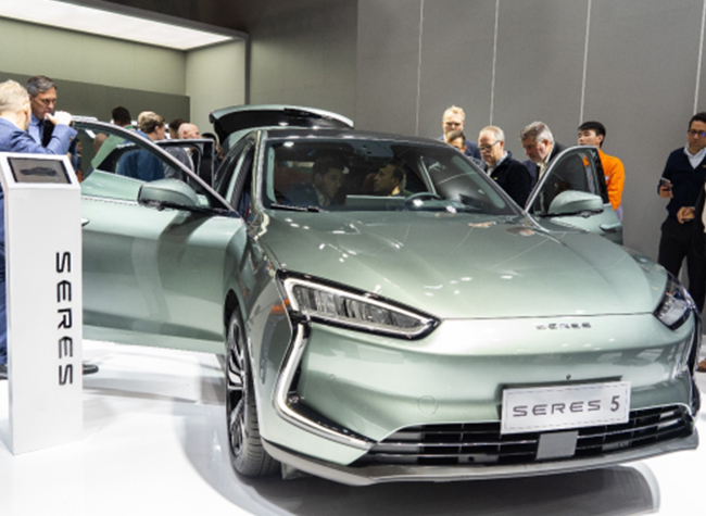 Chongqing-made NEVs Rush to Foreign Markets 丨Insights