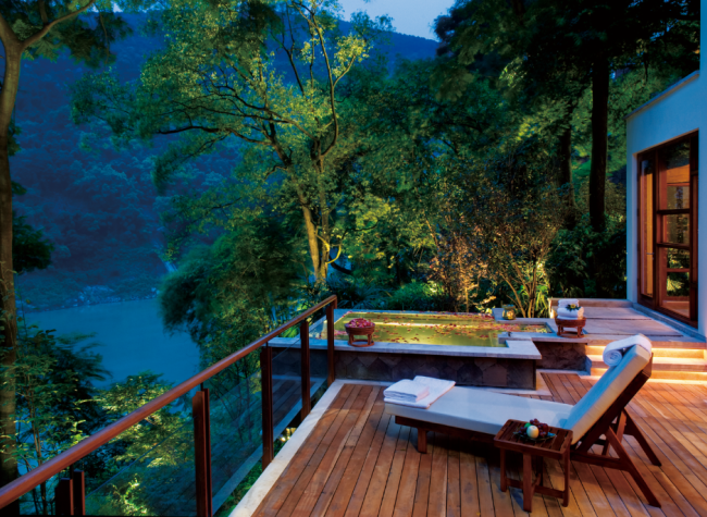 Recovery of Chongqing's Culture and Tourism| Hot Spring Craze Prospers Hotel Industry