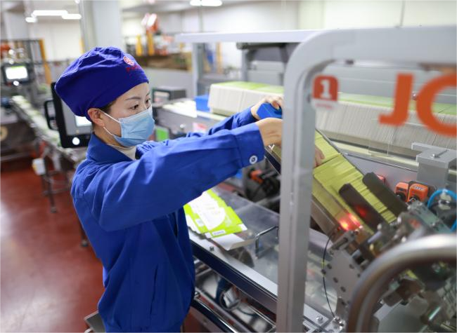 Declines Reversed, China's Manufacturing Sector Regains Expansion