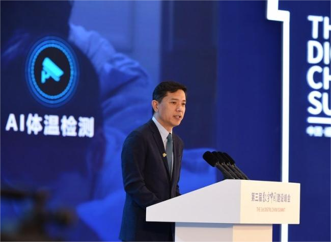 China Search Giant Baidu Set to Launch ChatGPT-style Bot