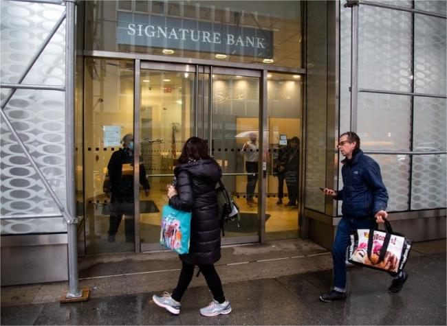 U.S. Regulators Close New York's Signature Bank Following Silicon Valley Bank Collapse