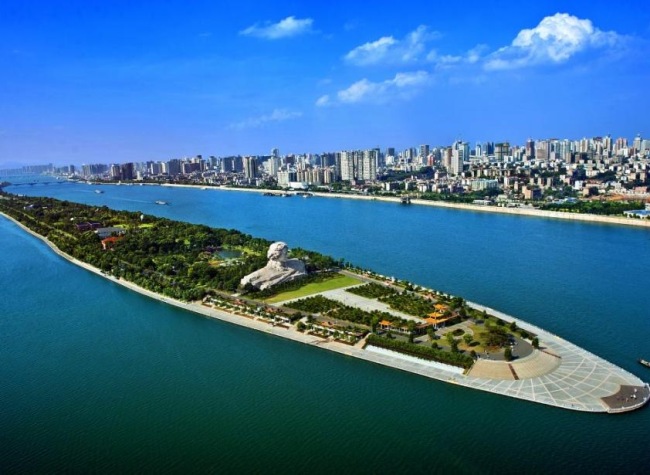 Chongqing and Changsha Reached Multiple Strategic Cooperation Agreements for Tourism