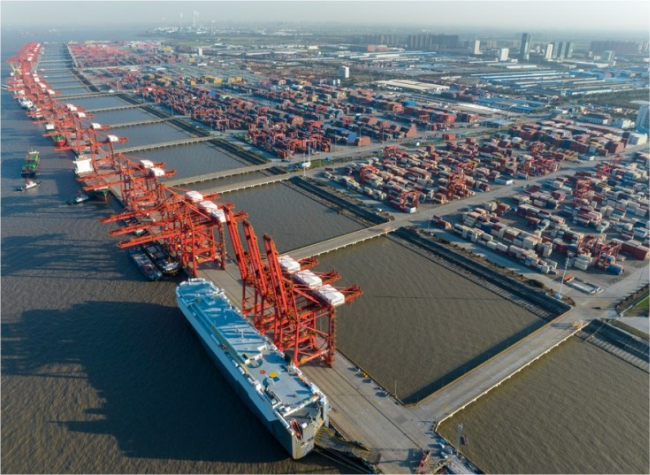 China's Foreign Trade in Goods Registers Surplus of 25.9 Bln USD