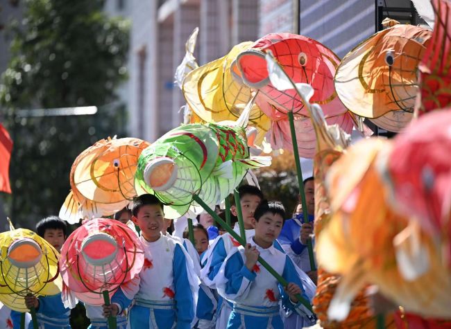 Chongqing Rural School Children's Palaces Preserve Intangible Cultural Heritage