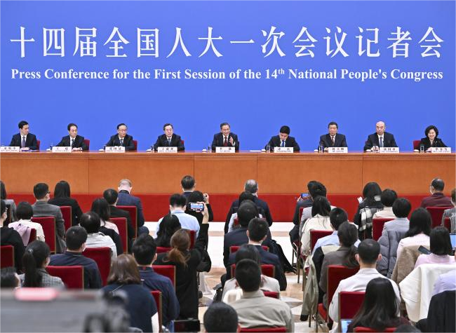 Chinese Premier Meets Press After Annual Legislative Session
