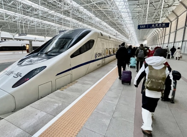 China's Transportation Sector Maintains Steady Growth in Q1