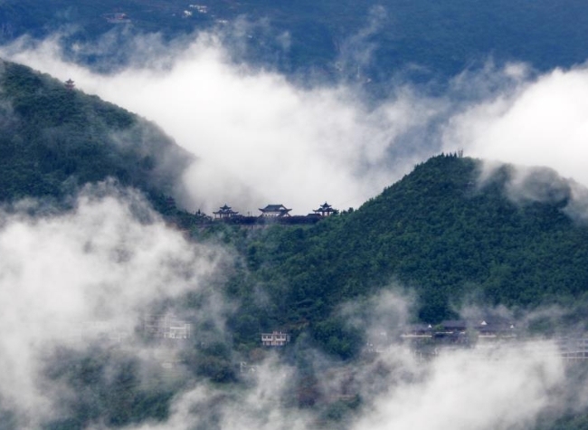 Visual Chongqing | The Mountain Mists