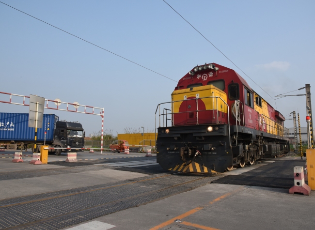 Cross-border E-commerce Trains on ILSTC Achieve Regular Operation
