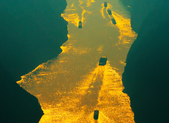 Visual Chongqing | Flowing Gold