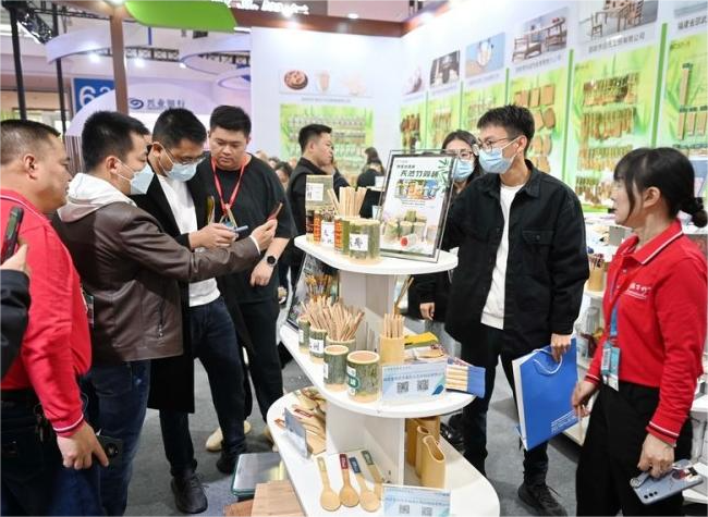 China's Cross-border E-commerce Trade Value Exceeds 2 Trln Yuan in 2022: Report