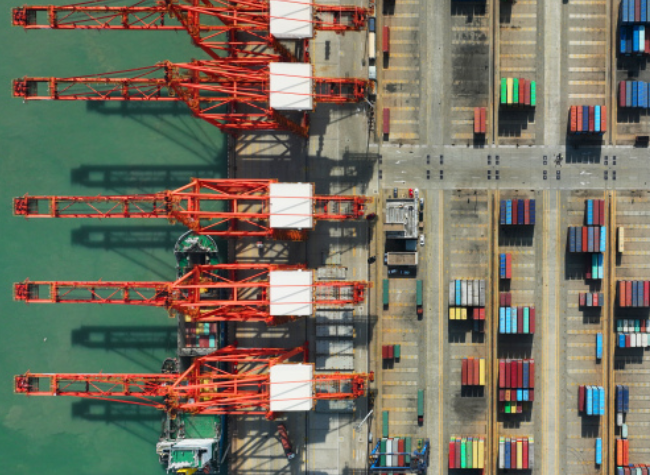 Chinese Customs Authorities Adopt 16 Measures to Optimize Business Environment