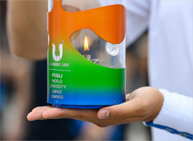 Flame of Chengdu Universiade Transferred to Beijing Ahead of Torch Relay